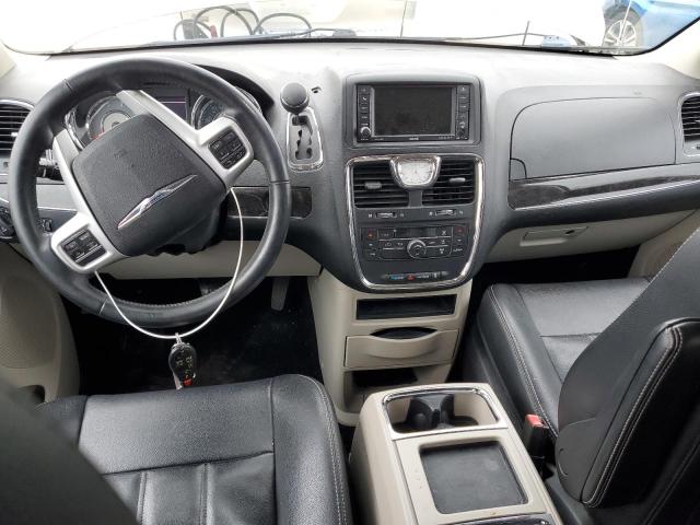 Photo 8 from auction – 2014 CHRYSLER TOWN & COU with VIN 2C4RC1BG4ER402387