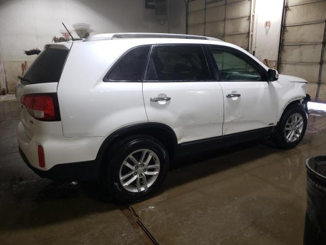 Photo 3 from auction – 2015 KIA SORENTO LX with VIN 5XYKTCA69FG645799