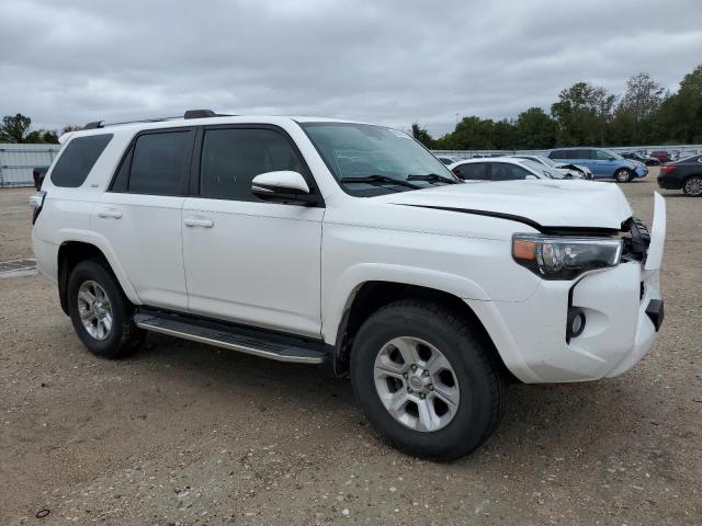 Photo 4 from auction – 2019 TOYOTA 4RUNNER SR with VIN JTEBU5JR6K5671827