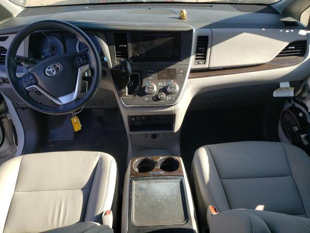 Photo 8 from auction – 2015 TOYOTA SIENNA XLE with VIN 5TDYK3DC1FS678538