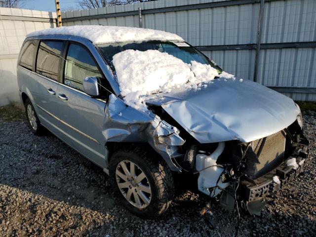 Photo 4 from auction – 2016 CHRYSLER TOWN & COU with VIN 2C4RC1BG6GR215901