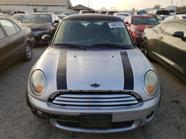 Photo 5 from auction – 2009 MINI COOPER with VIN WMWMF33549TU72767
