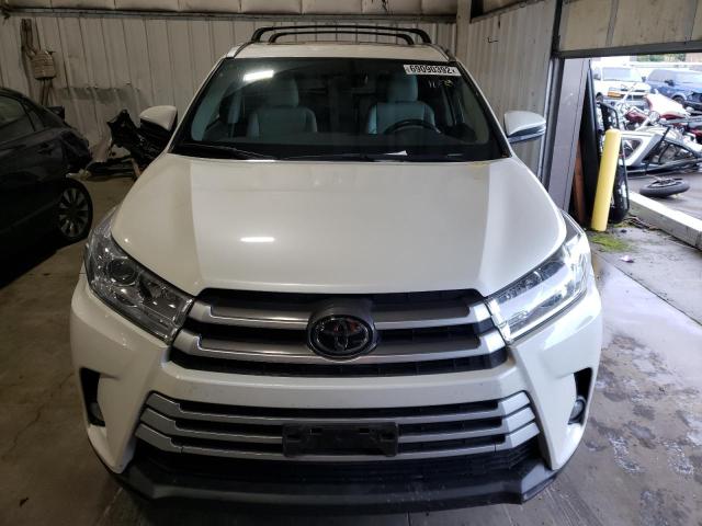 Photo 5 from auction – 2019 TOYOTA HIGHLANDER with VIN 5TDJZRFH0KS571239