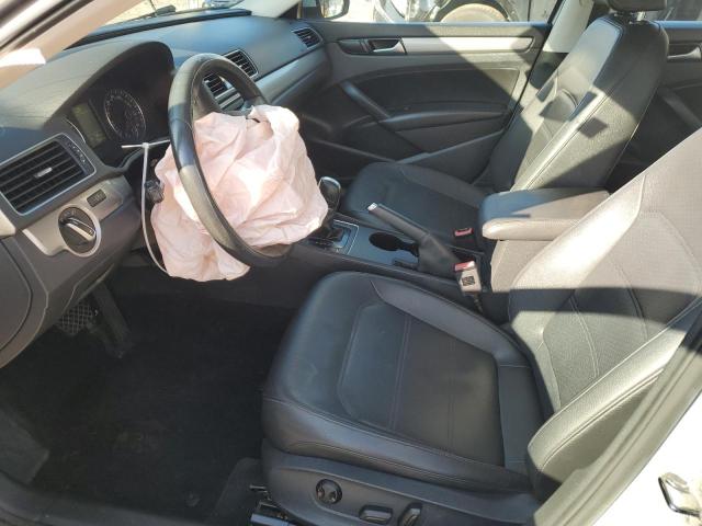 Photo 7 from auction – 2014 VOLKSWAGEN PASSAT S with VIN 1VWAT7A30EC048226