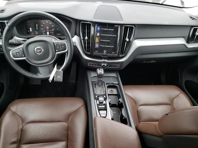 Photo 8 from auction – 2018 VOLVO XC60 T5 with VIN LYV102RK1JB083592