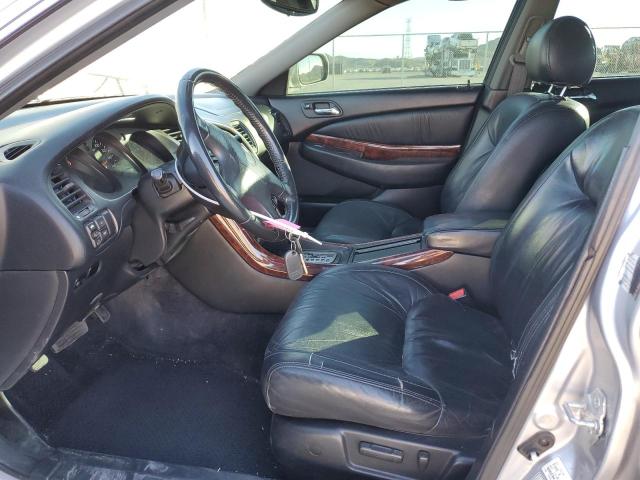 Photo 7 from auction – 2000 ACURA 3.2TL with VIN 19UUA5669YA020293