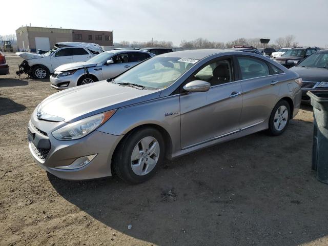 HYUNDAI SONATA HYB 2012 with VIN KMHEC4A46CA035481 - Photo from auction