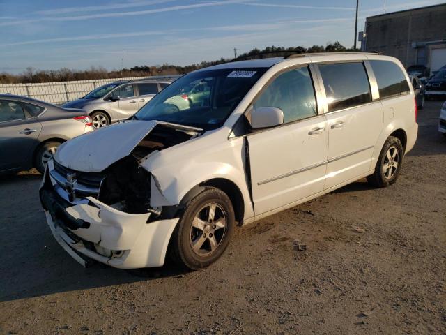 DODGE GRAND CARA 2010 with VIN 2D4RN5D10AR216238 - Photo from auction