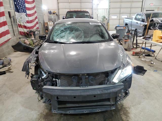 Photo 5 from auction – 2017 NISSAN ALTIMA 2.5 with VIN 1N4AL3AP4HC175599