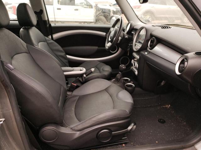 Photo 10 from auction – 2009 MINI COOPER S with VIN WMWMF735X9TV39962