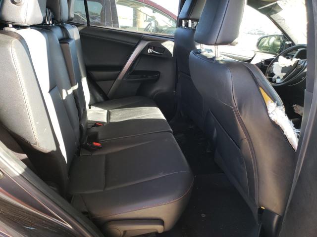 Photo 11 from auction – 2017 TOYOTA RAV4 SE with VIN JTMNFREV2HJ141929
