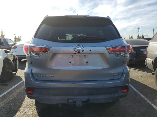 Photo 6 from auction – 2015 TOYOTA HIGHLANDER with VIN 5TDYKRFH7FS066453