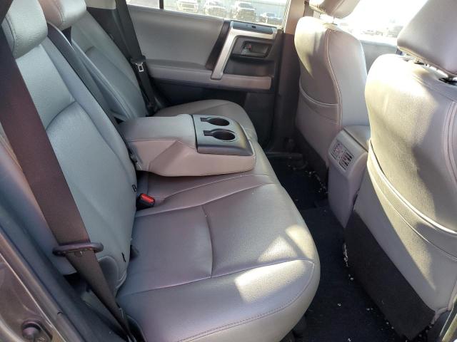 Photo 11 from auction – 2010 TOYOTA 4RUNNER SR with VIN JTEBU5JR1A5010978