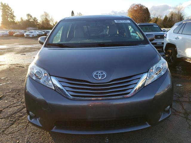 Photo 5 from auction – 2017 TOYOTA SIENNA XLE with VIN 5TDYZ3DC3HS798923