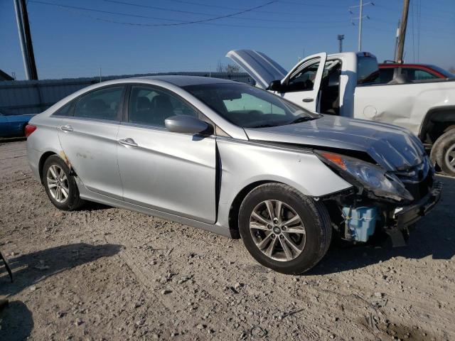 Photo 4 from auction – 2011 HYUNDAI SONATA GLS with VIN 5NPEB4AC3BH028512