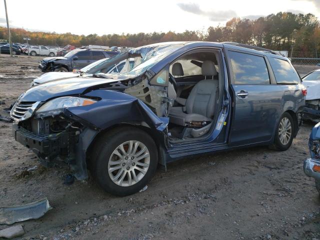 Photo 1 from auction – 2017 TOYOTA SIENNA XLE with VIN 5TDYZ3DC2HS779568