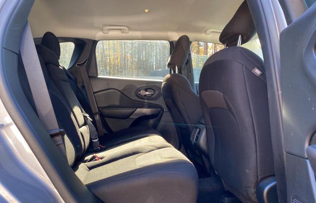 Photo 6 from auction – 2019 JEEP CHEROKEE L with VIN 1C4PJMCB5KD212355