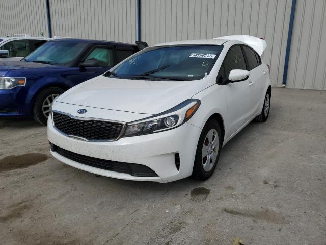 KIA FORTE LX 2017 مع رقم تعريف المركبة 3KPFL4A73HE023151 - صورة من المزاد