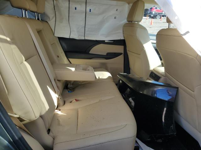 Photo 11 from auction – 2018 TOYOTA HIGHLANDER with VIN 5TDJGRFH5JS037397