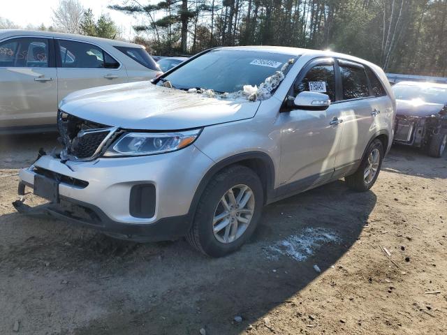 KIA SORENTO LX 2015 with VIN 5XYKTCA65FG551600 - Photo from auction