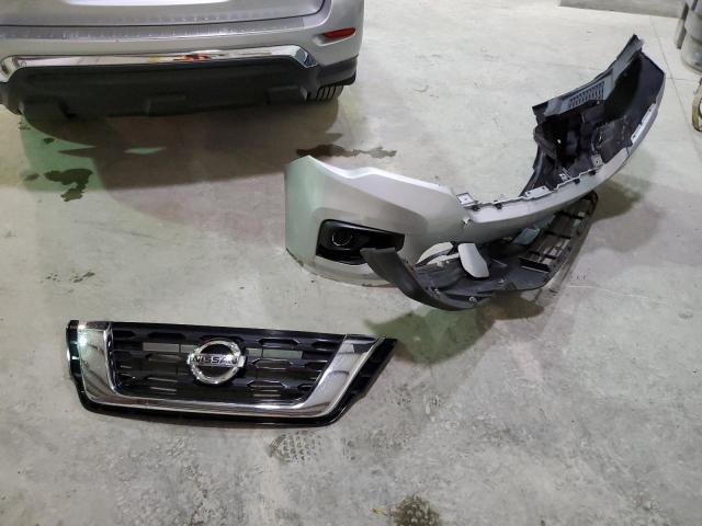 Photo 13 from auction – 2017 NISSAN PATHFINDER with VIN 5N1DR2MM9HC622814