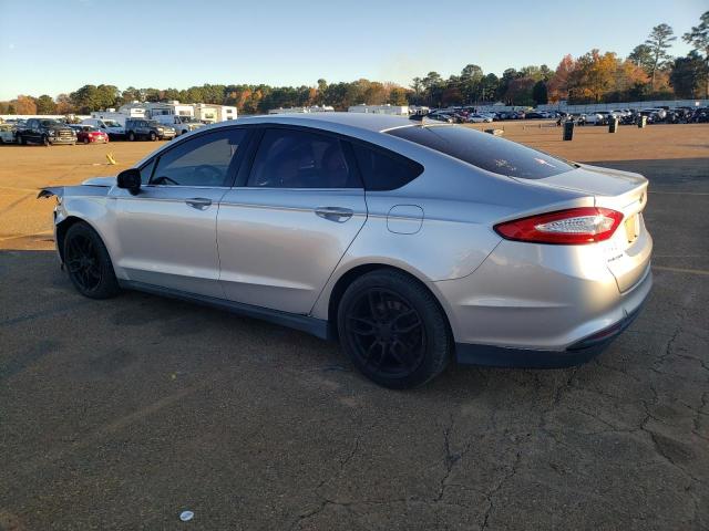 Photo 2 from auction – 2013 FORD FUSION S with VIN 3FA6P0G74DR343057