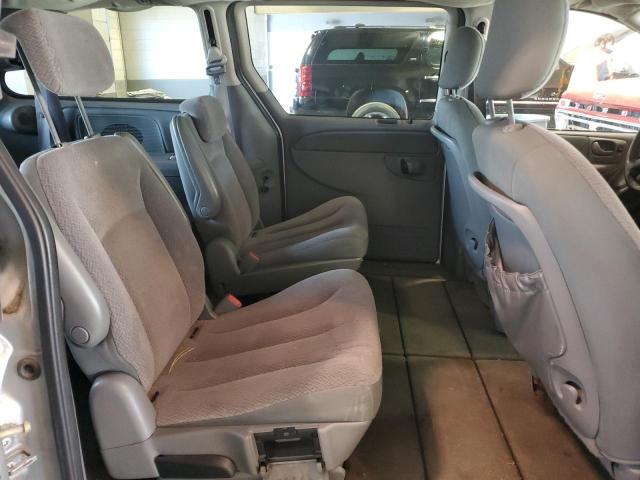 Photo 11 from auction – 2002 CHRYSLER TOWN AND C with VIN 1A4GP44R37B190637