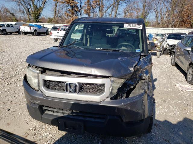 Photo 5 from auction – 2011 HONDA ELEMENT LX with VIN 5J6YH2H3XBL003909