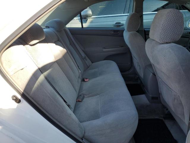 Photo 10 from auction – 2004 TOYOTA CAMRY LE with VIN 4T1BF32K24U065188