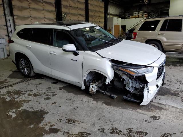 Photo 4 from auction – 2020 TOYOTA HIGHLANDER with VIN 5TDEBRCH3LS004695