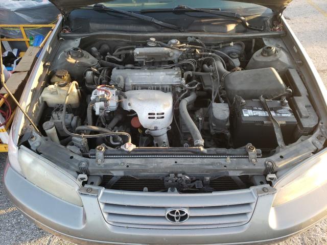 Photo 11 from auction – 1998 TOYOTA CAMRY CE with VIN 4T1BG22K2WU224768