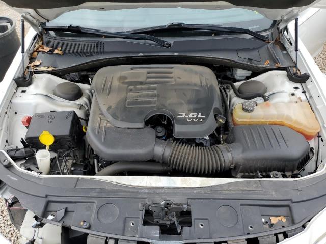 Photo 11 from auction – 2013 CHRYSLER 300 with VIN 2C3CCAAG2DH517022