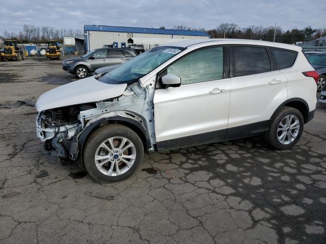 FORD ESCAPE SE 2019 with VIN 1FMCU9GD8KUA29090 - Photo from auction