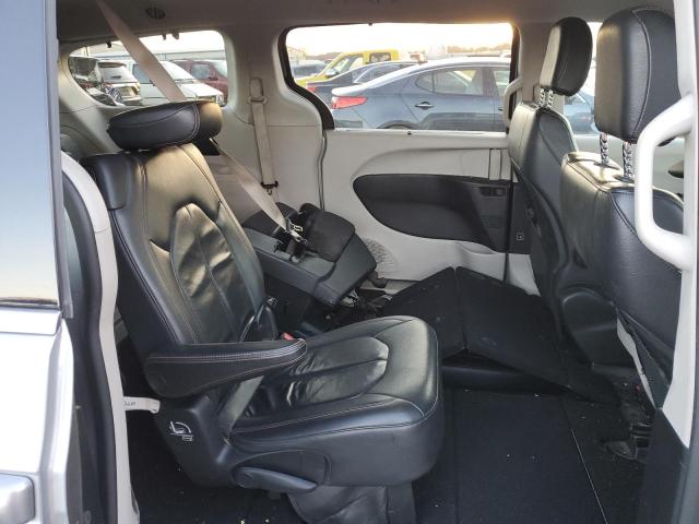 Photo 11 from auction – 2017 CHRYSLER PACIFICA T with VIN 2C4RC1BG5HR832000