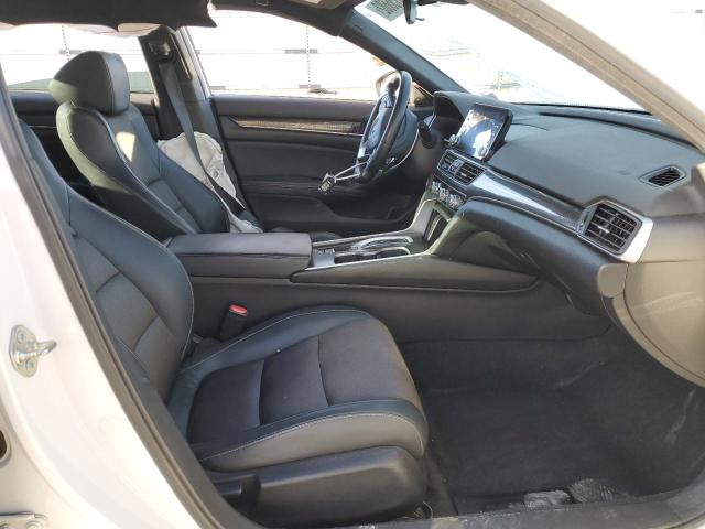 Photo 7 from auction – 2018 HONDA ACCORD SPO with VIN 1HGCV2F39JA024662