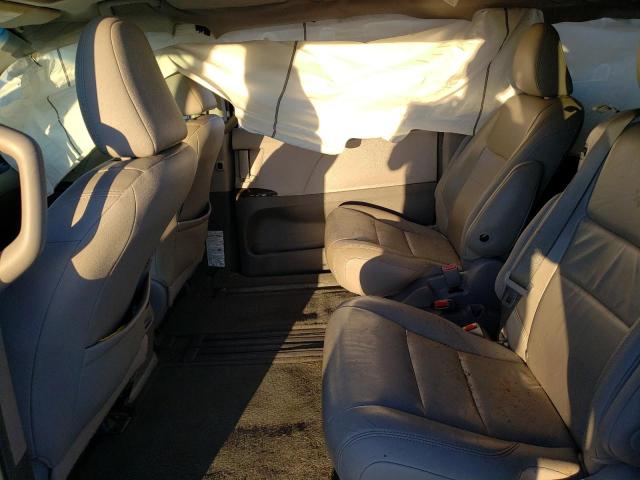 Photo 11 from auction – 2015 TOYOTA SIENNA XLE with VIN 5TDYK3DC8FS683879