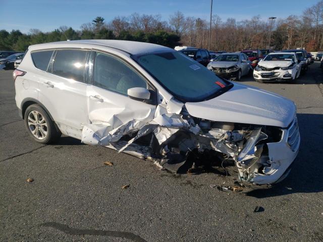Photo 4 from auction – 2017 FORD ESCAPE SE with VIN 1FMCU9GD2HUC03860