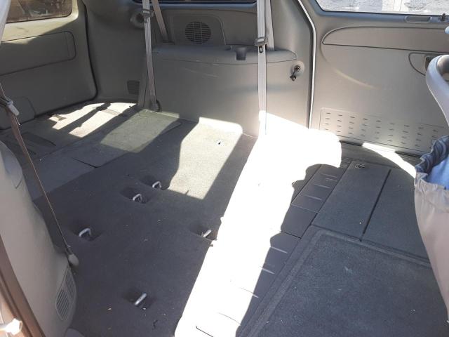 Photo 11 from auction – 2005 CHRYSLER TOWN & COU with VIN 2C4GP54L85R138314