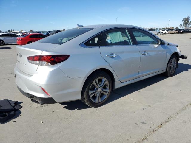 Photo 3 from auction – 2019 HYUNDAI SONATA LIM with VIN 5NPE34AF3KH788074