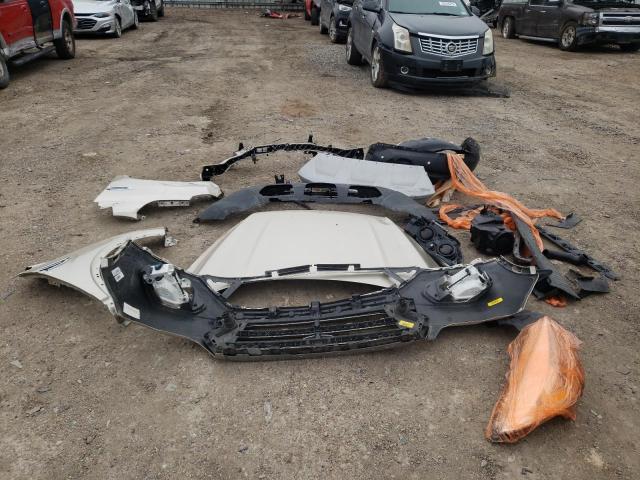 Photo 13 from auction – 2018 FORD ESCAPE TIT with VIN 1FMCU0J94JUA03908