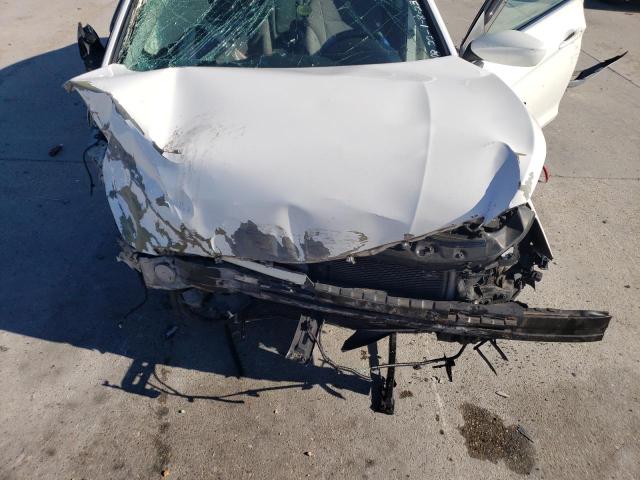 Photo 11 from auction – 2014 HYUNDAI SONATA GLS with VIN 5NPEB4AC8EH822295