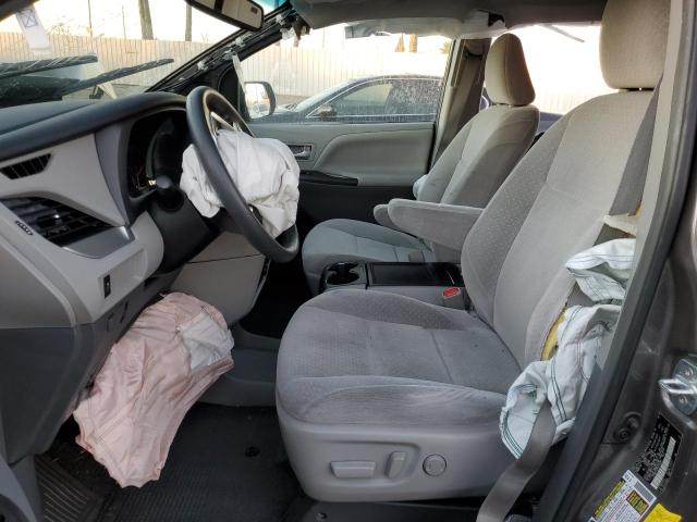 Photo 7 from auction – 2016 TOYOTA SIENNA LE with VIN 5TDKK3DC8GS752285