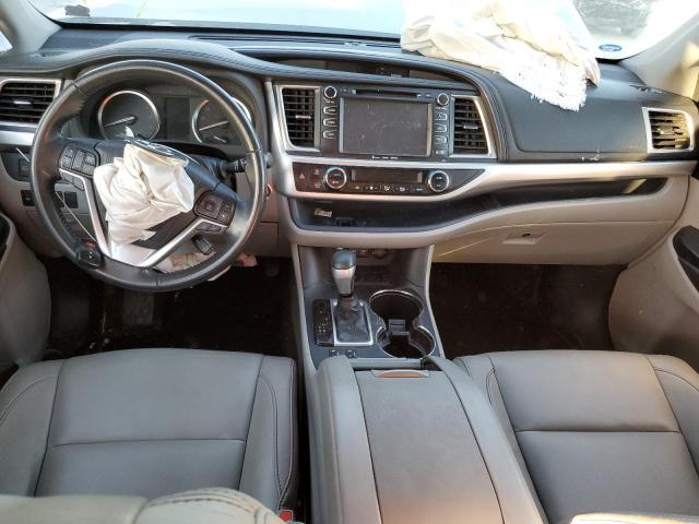 Photo 8 from auction – 2018 TOYOTA HIGHLANDER with VIN 5TDKZRFH7JS547586