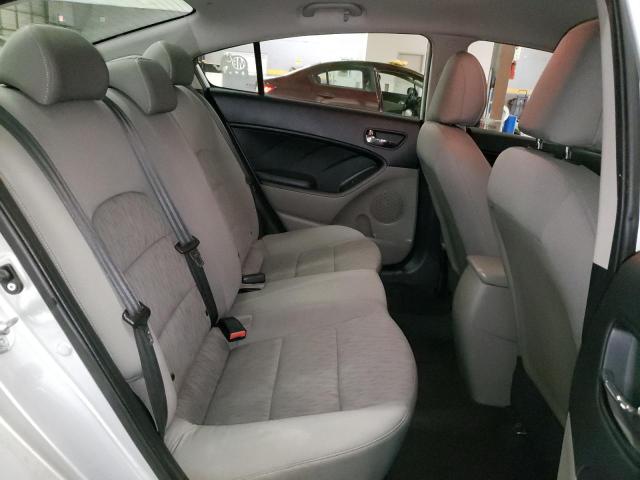 Photo 10 from auction – 2015 KIA FORTE LX with VIN KNAFK4A60F5345830