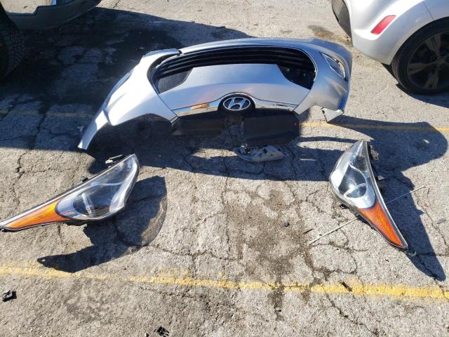 Photo 12 from auction – 2016 HYUNDAI VELOSTER with VIN KMHTC6AD4GU270467