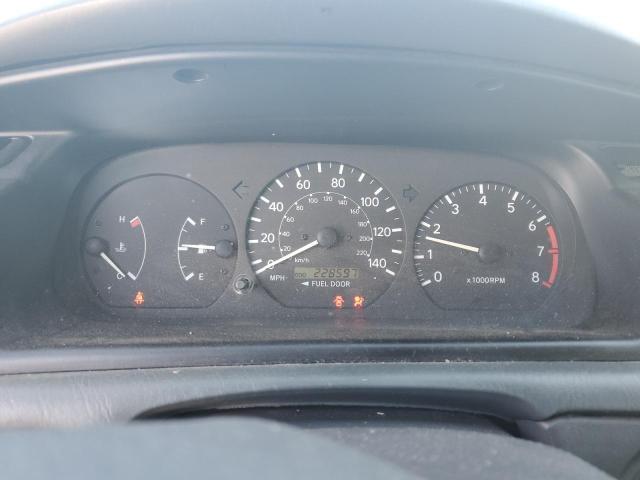 Photo 9 from auction – 2000 TOYOTA CAMRY CE with VIN 4T1BG22K5YU694702