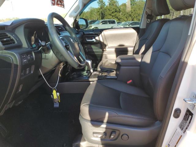 Photo 7 from auction – 2021 TOYOTA 4RUNNER SR with VIN JTERU5JR2M5876417