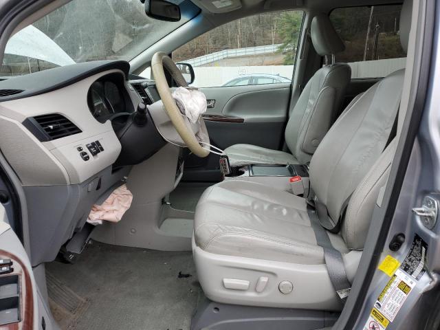 Photo 7 from auction – 2011 TOYOTA SIENNA XLE with VIN 5TDDK3DC7BS028928