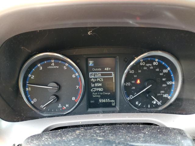 Photo 9 from auction – 2018 TOYOTA RAV4 LIMIT with VIN JTMDFREV1JJ721822