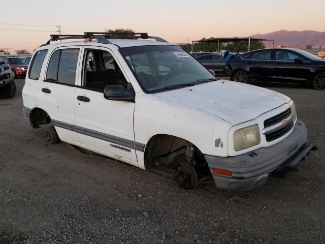 Photo 4 from auction – 2000 CHEVROLET TRACKER with VIN 2CNBE13C6Y6934734